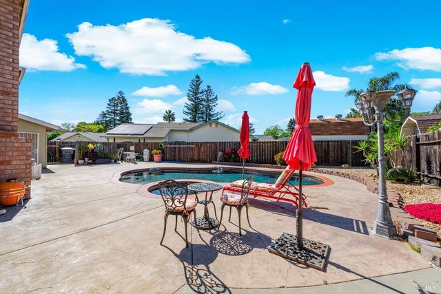 636 Tiburon Ct, Vacaville, CA 95687