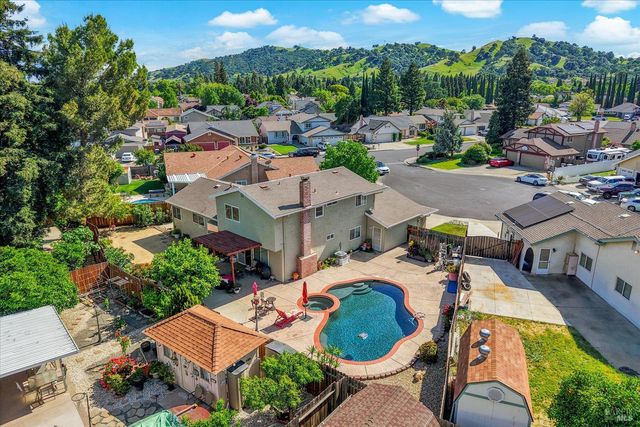 636 Tiburon Ct, Vacaville, CA 95687