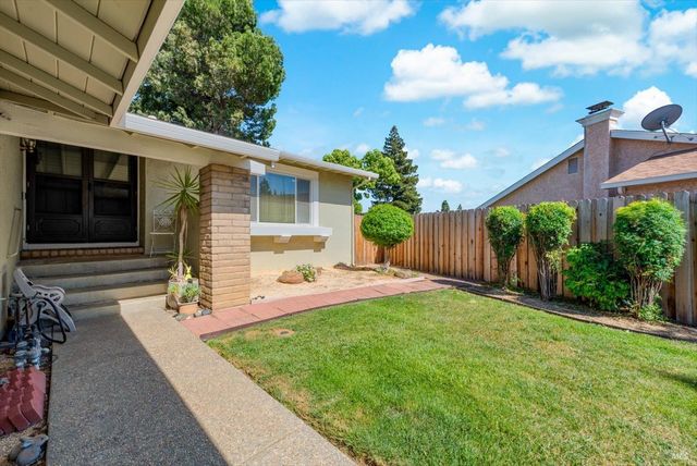 636 Tiburon Ct, Vacaville, CA 95687