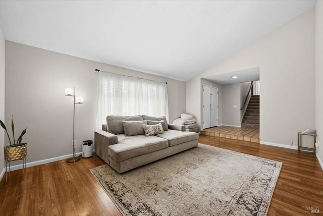 636 Tiburon Ct, Vacaville, CA 95687