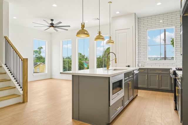 4504 Terry Street, Houston, TX 77009