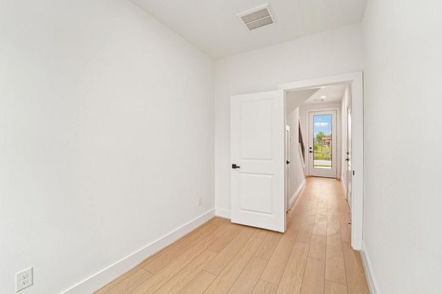 4504 Terry Street, Houston, TX 77009