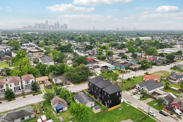 4504 Terry Street, Houston, TX 77009