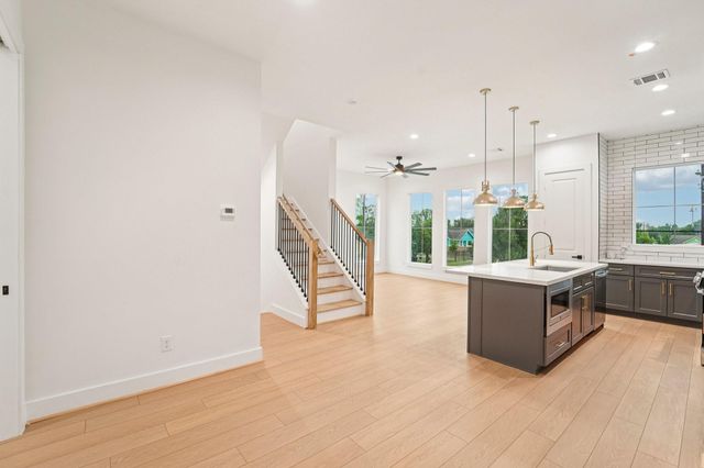 4504 Terry Street, Houston, TX 77009