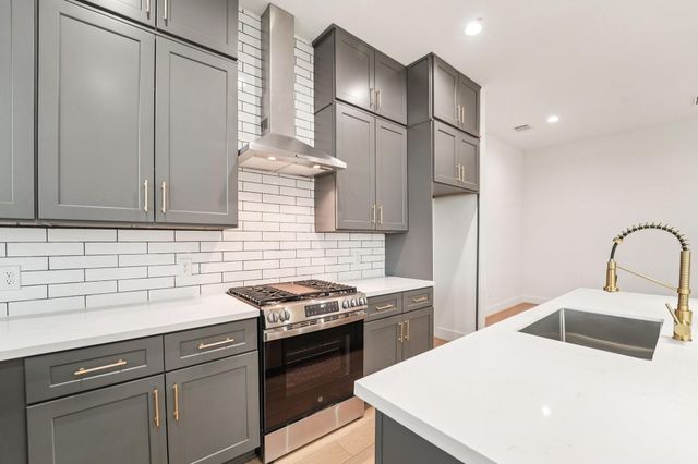 4504 Terry Street, Houston, TX 77009