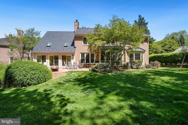 10 MEYER POINT CT, Potomac, MD 20854