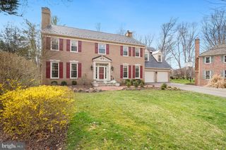 10 MEYER POINT CT, Potomac, MD 20854