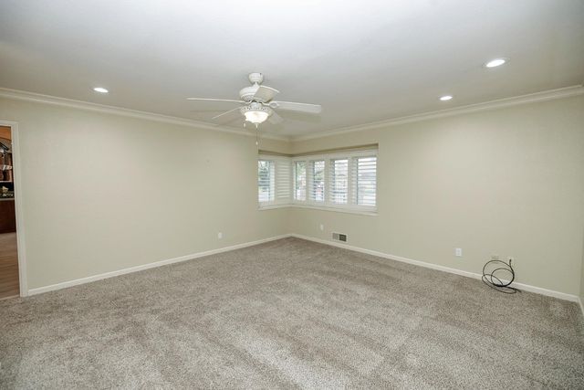 2410 Sherwood Ave, Modesto, CA 95350