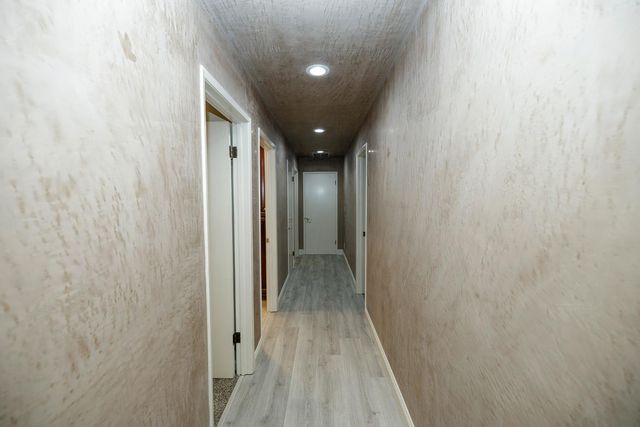 2410 Sherwood Ave, Modesto, CA 95350