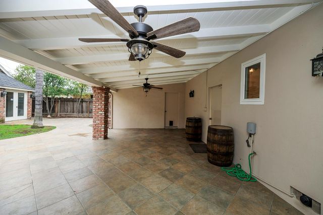 2410 Sherwood Ave, Modesto, CA 95350