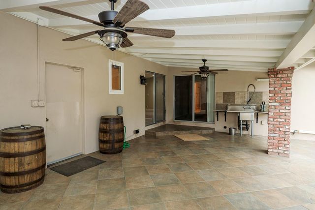 2410 Sherwood Ave, Modesto, CA 95350