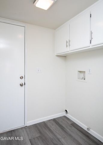 805 Jason Court, Lancaster, CA 93534