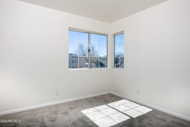 805 Jason Court, Lancaster, CA 93534