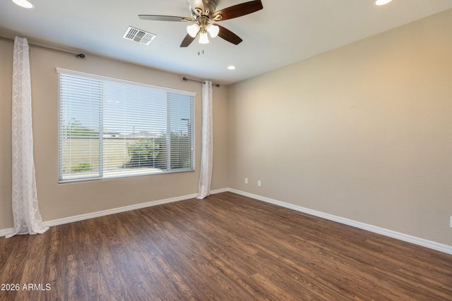 6516 W MADRE DEL ORO Drive, Phoenix, AZ 85083