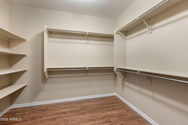 6516 W MADRE DEL ORO Drive, Phoenix, AZ 85083