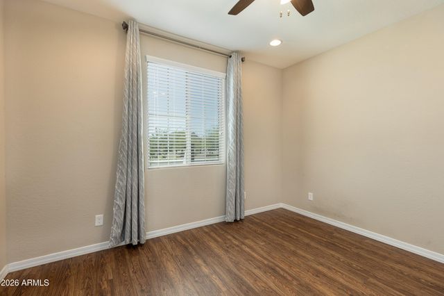 6516 W MADRE DEL ORO Drive, Phoenix, AZ 85083