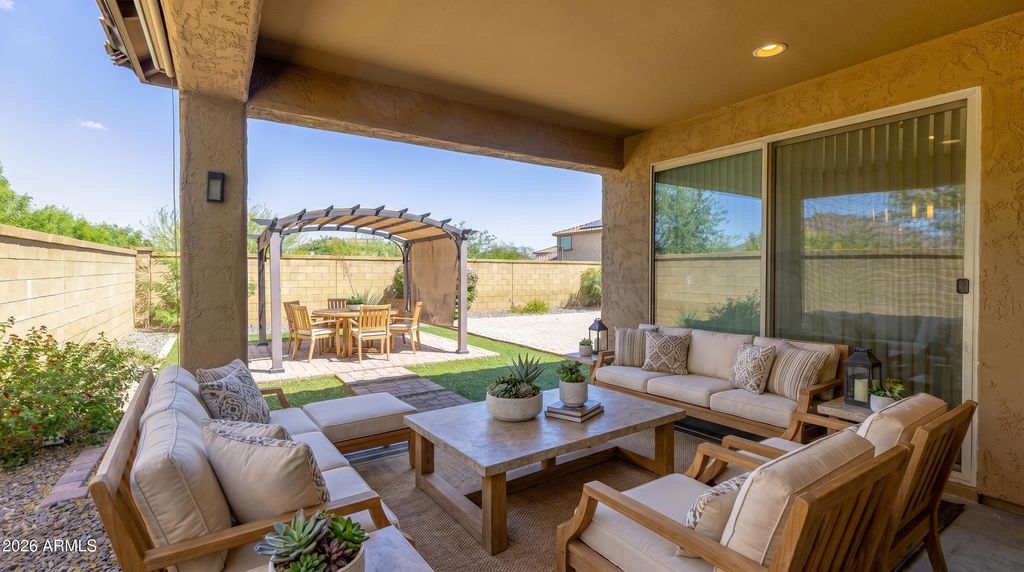 6516 W MADRE DEL ORO Drive, Phoenix, AZ 85083 — photo 4