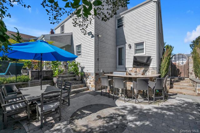 38 Newkirk Avenue, East Rockaway, NY 11518