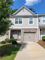 5211 Madeline Place, Stone Mountain, GA 30083