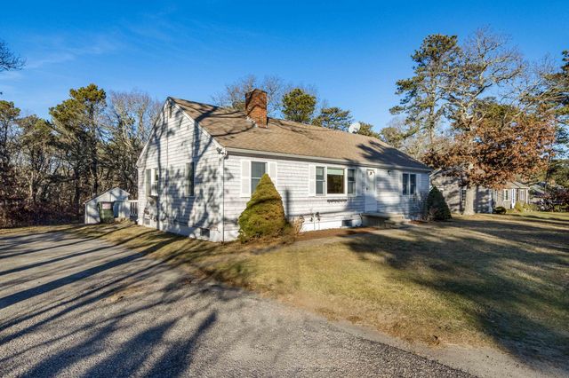 2 Hemlock Lane, South Dennis, MA 02660