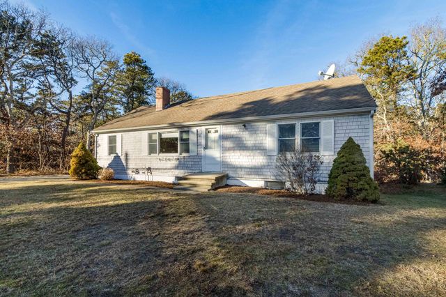 2 Hemlock Lane, South Dennis, MA 02660