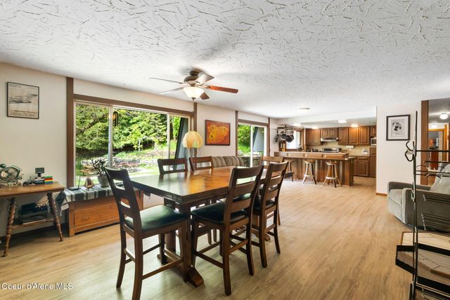 272 Hidden Spring Rd, Sandpoint, ID 83864