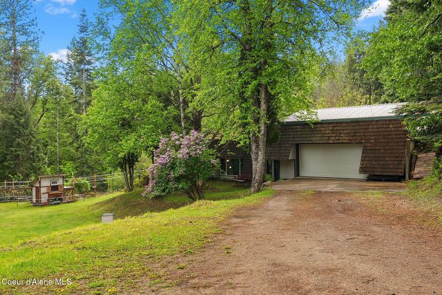 272 Hidden Spring Rd, Sandpoint, ID 83864