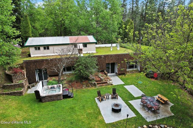 272 Hidden Spring Rd, Sandpoint, ID 83864