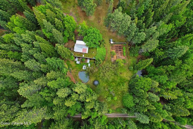 272 Hidden Spring Rd, Sandpoint, ID 83864