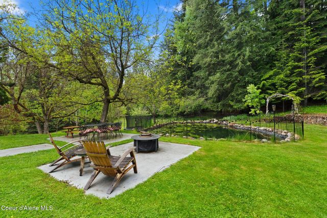 272 Hidden Spring Rd, Sandpoint, ID 83864