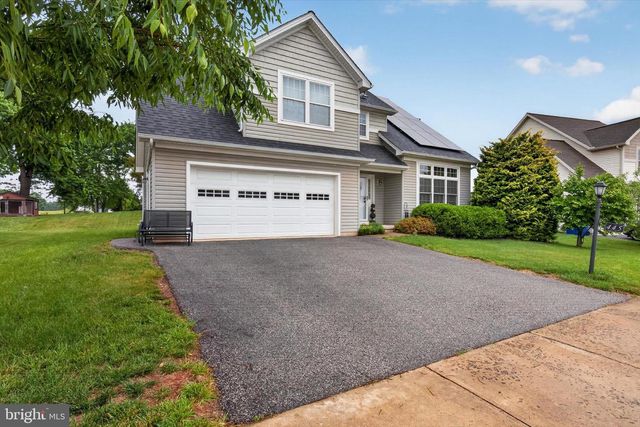 445 OLD STONE WAY, York, PA 17406