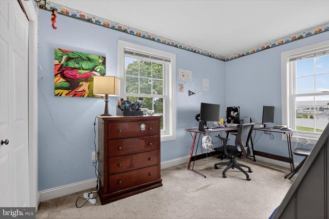 445 OLD STONE WAY, York, PA 17406