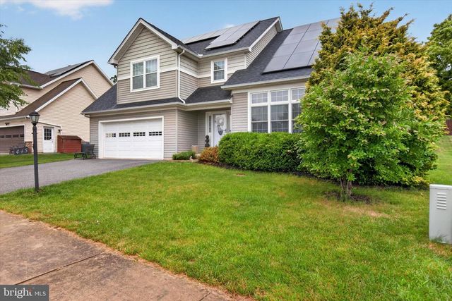 445 OLD STONE WAY, York, PA 17406