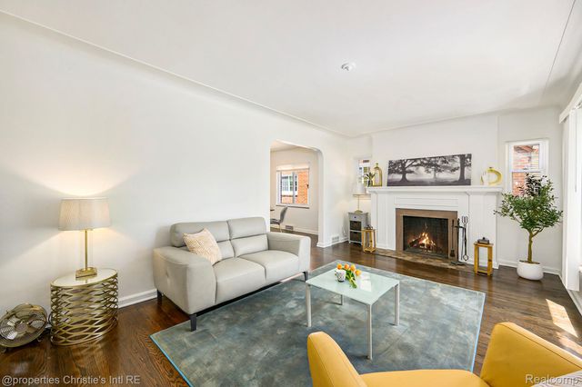 18661 Stoepel Street, Detroit, MI 48221