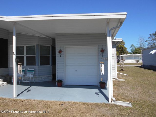 7464 Dinsmore Street, Brooksville, FL 34613