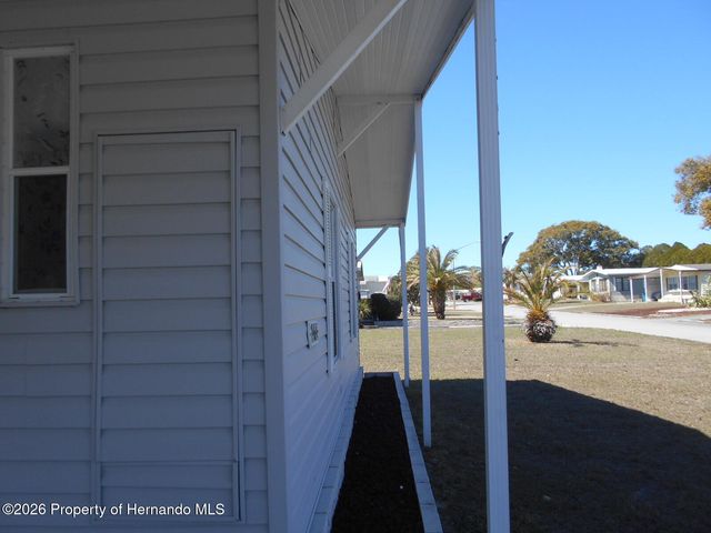 7464 Dinsmore Street, Brooksville, FL 34613