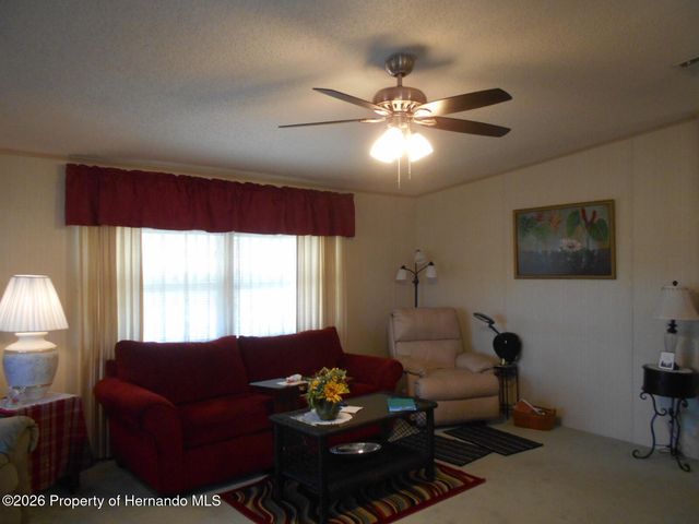 7464 Dinsmore Street, Brooksville, FL 34613