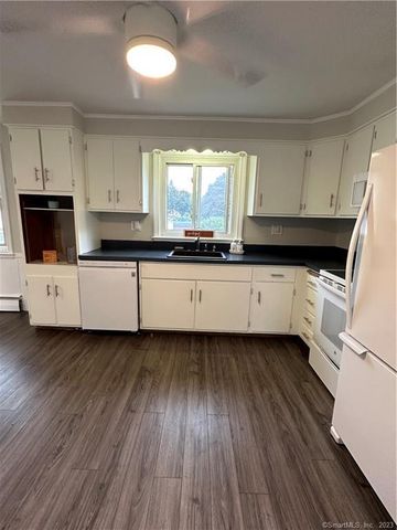 280 Lighthouse Road, New Haven, CT 06512