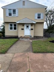 280 Lighthouse Road, New Haven, CT 06512