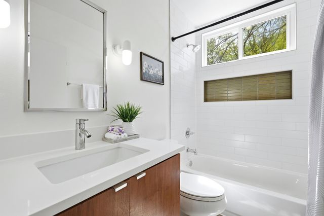 1805 Tillery DR, Austin, TX 78721