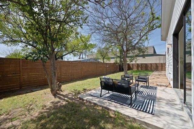1805 Tillery DR, Austin, TX 78721
