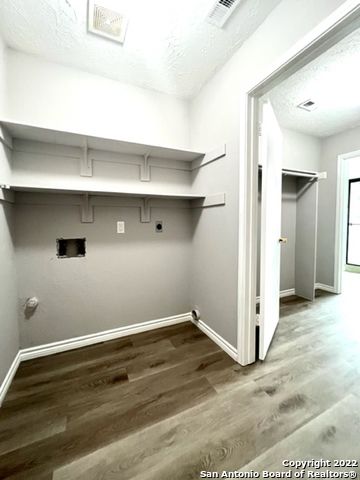 13119 FORUM RD, Universal City, TX 78148