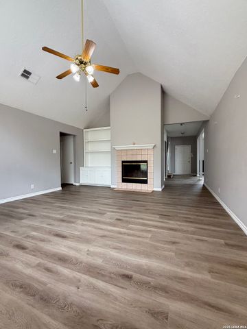 13119 FORUM RD, Universal City, TX 78148