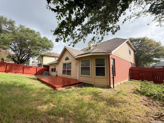 13119 FORUM RD, Universal City, TX 78148