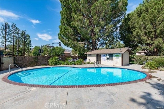 2070 Avenida Placida 3, Simi Valley, CA 93063