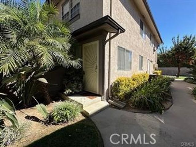 2070 Avenida Placida 3, Simi Valley, CA 93063