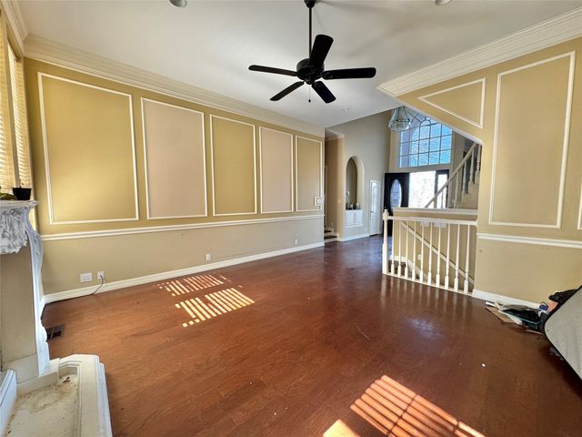 2717 Laurel Valley Lane, Arlington, TX 76006