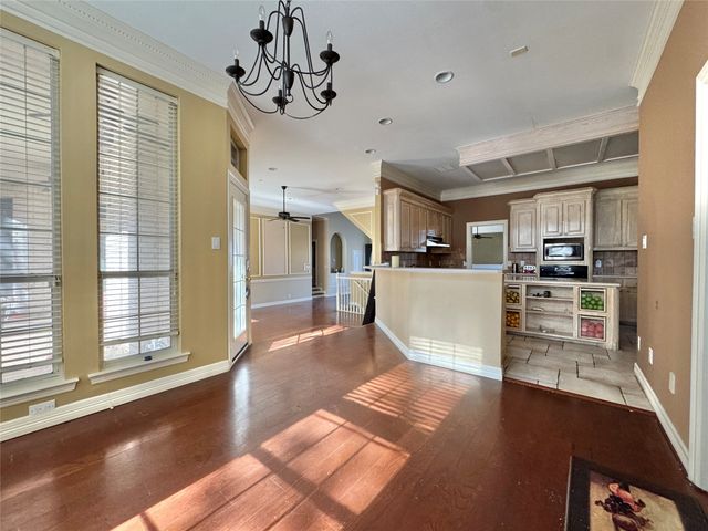 2717 Laurel Valley Lane, Arlington, TX 76006