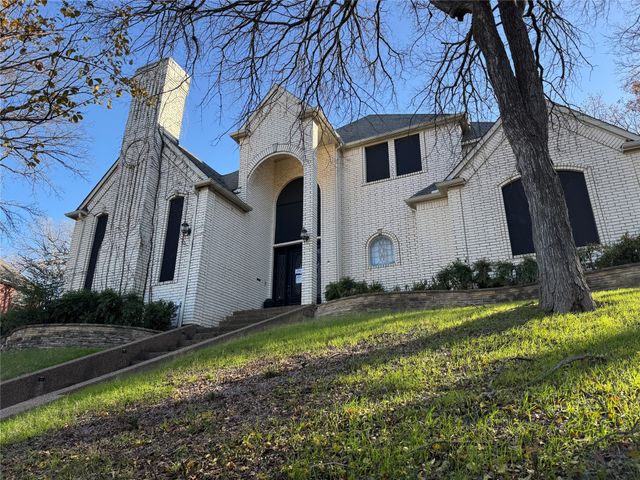 2717 Laurel Valley Lane, Arlington, TX 76006