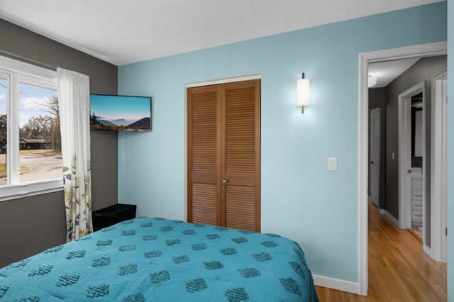 7924 35th Avenue N, Crystal, MN 55427